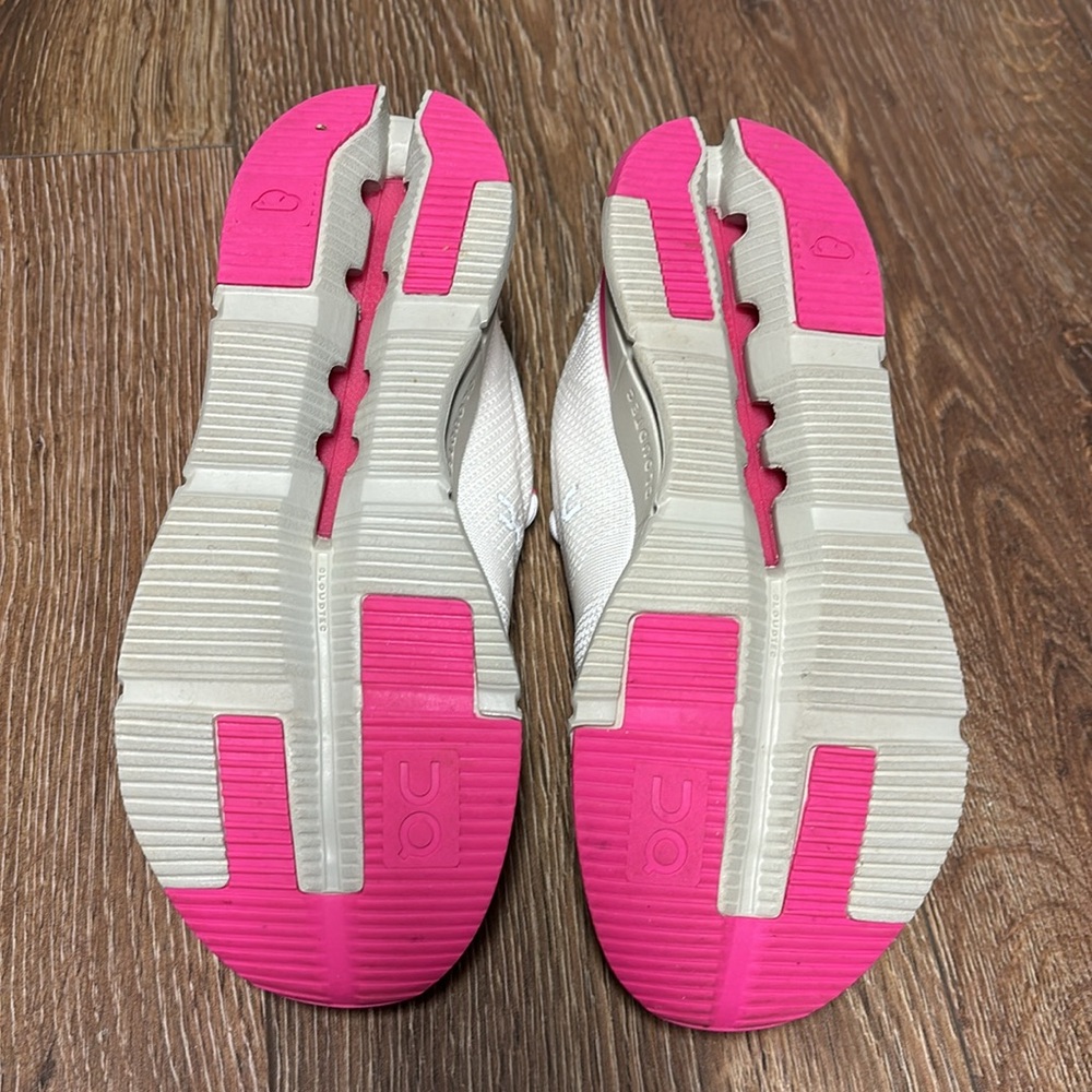 On Running White and Pink Sneakers with Cushioned Sole - Picture 5 of 6
